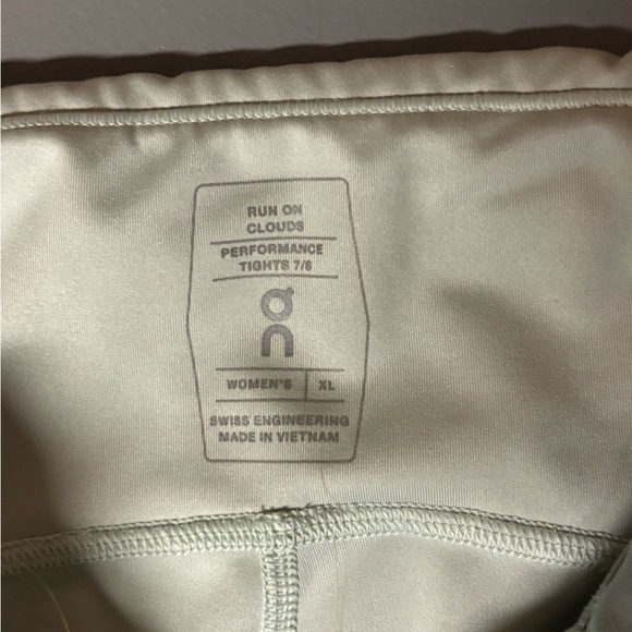 On Cloud 7/8 Moss/creek size XL leggings - Picture 9 of 16